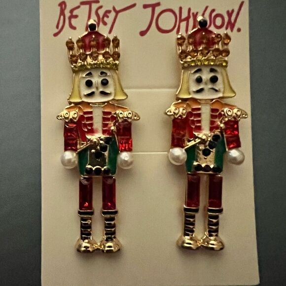 ♥️🎉🎉🎉HOST PICK 🎉🎉🎉Betsey Johnson NEW festive Nutcracker earrings 🎉🎉🎉 ♥️ - Picture 2 of 3